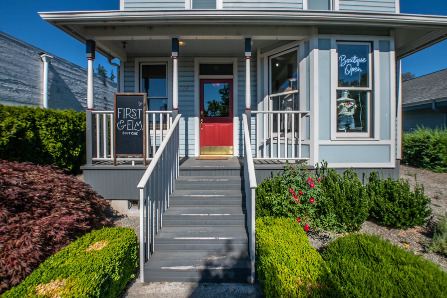 First and Elm Boutique storefront